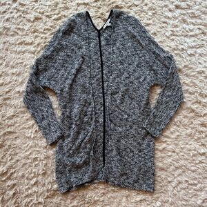 American eagle outfitters black and white marked cardigan women’s size small